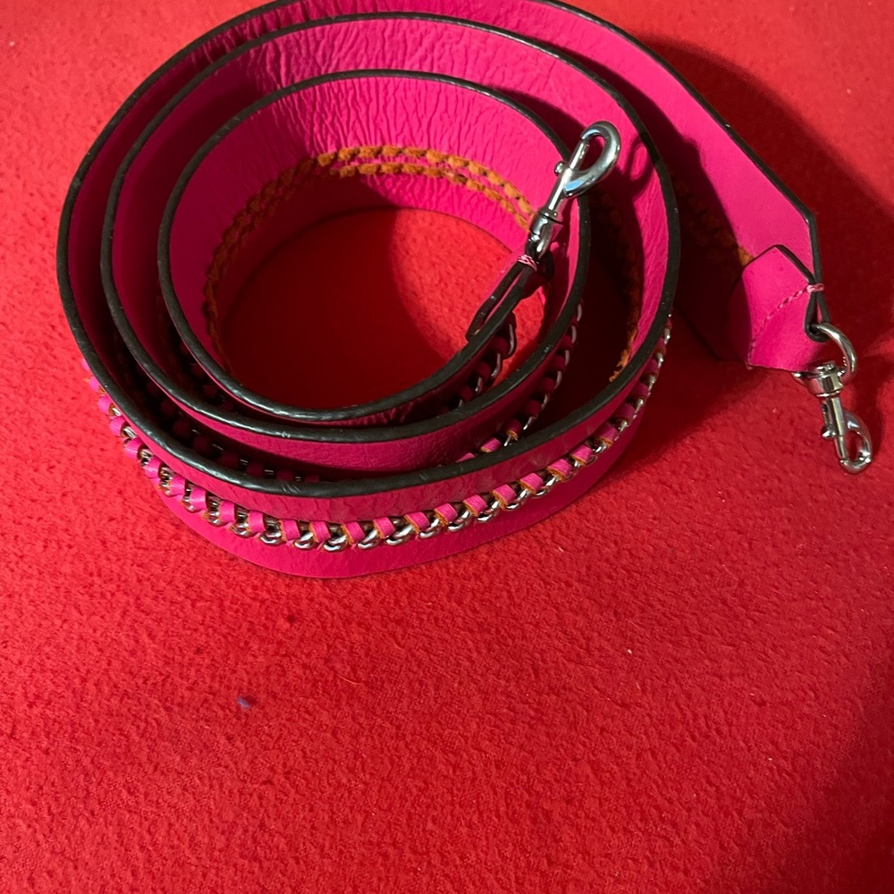Pink Guitar/ Crossbody Leather Strap - Picture 4 of 5